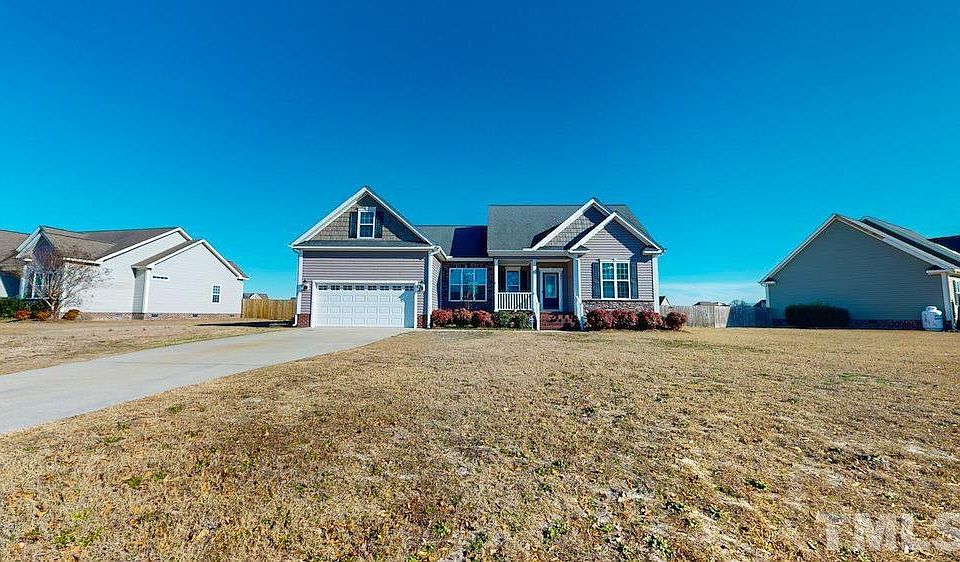 1st image of 306 Stillwater Creek Dr