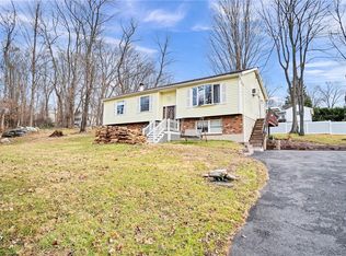 10 Spruce Rd, Brewster, NY 10509