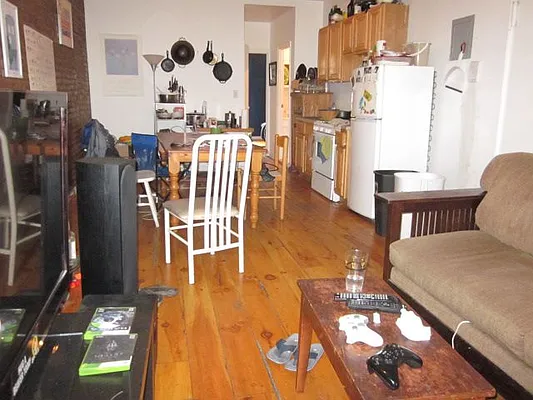 Rented by Empire One Realty | media 24