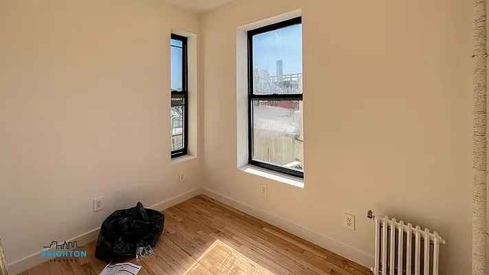 Rented by Brighton Management | media 9