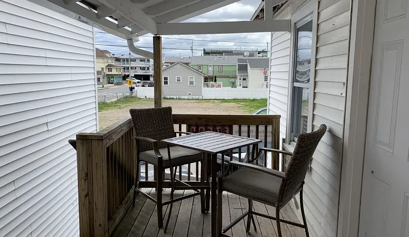 2 bed, $1,800 — Photo 3