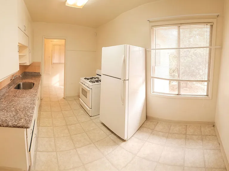 410 Bristol Blvd — Photo 7