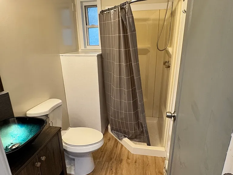 124 River Road Ext #B — Photo 10