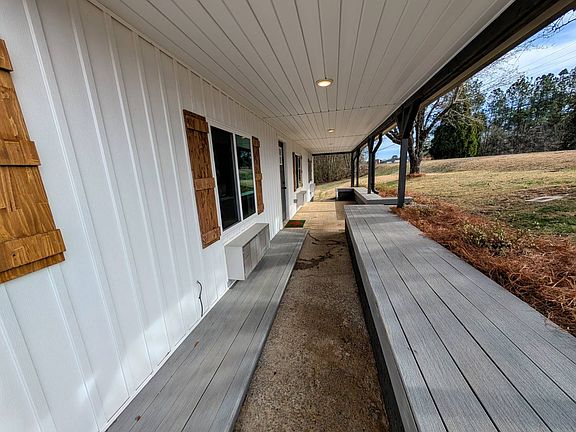 3rd image of 3090 Pilgrims Rest Rd