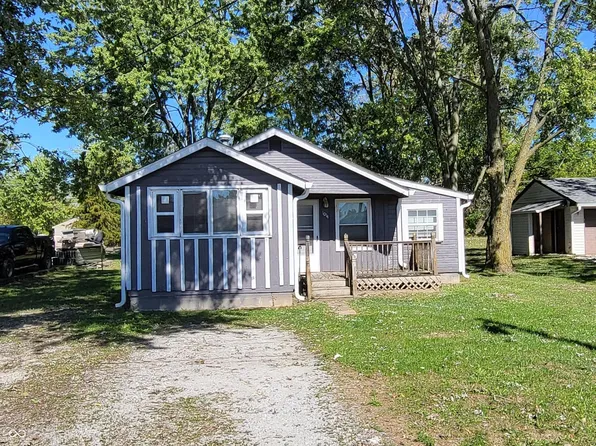 1014 E 7th St, Greenfield, IN 46140