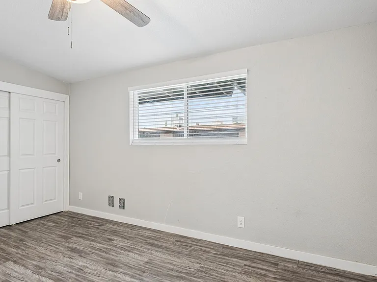 449 N Williams — Photo 22