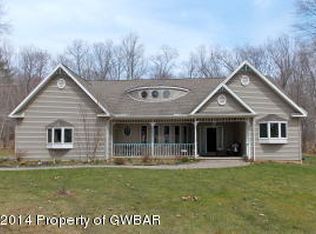 77 Hortop Rd, Shickshinny, PA 18655