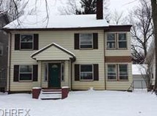 2969 E Derbyshire Rd, Cleveland Heights, OH