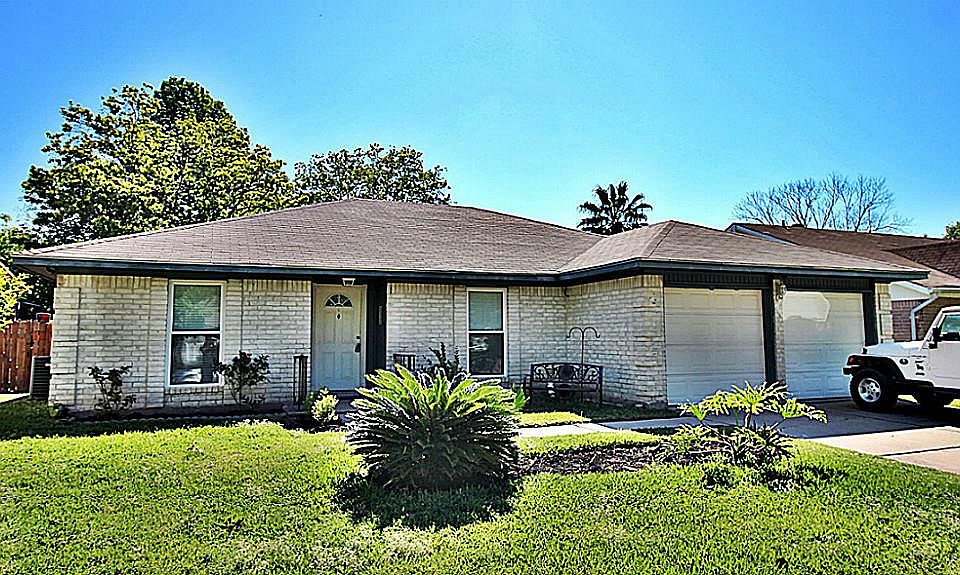 1st image of 4126 Park Douglas Dr
