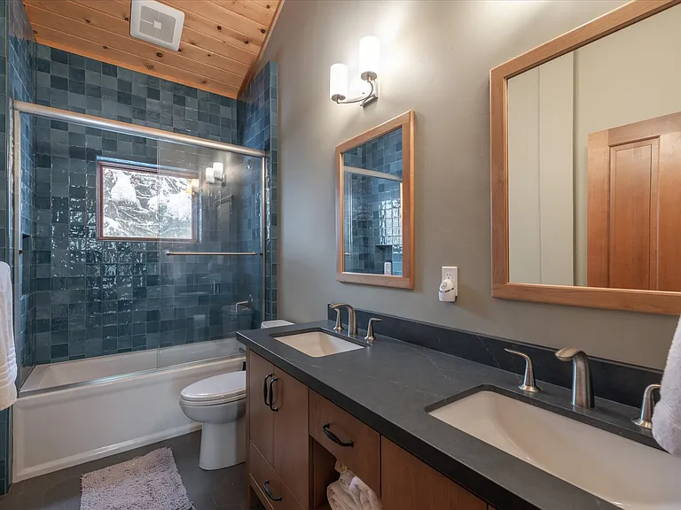 6665 McKinney Ct — Photo 17
