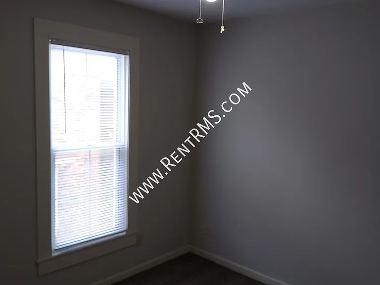 1614 SW College Ave #C — Photo 12