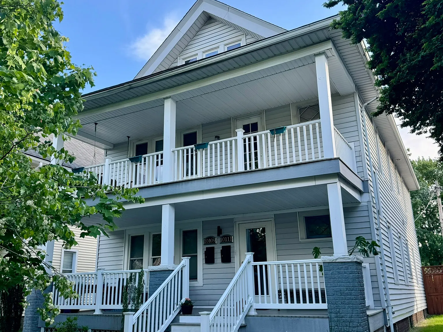 2 bed, 1200 sqft, $1,500 — Photo 1