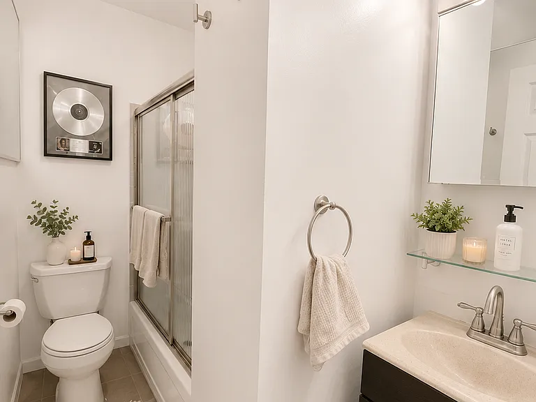 249 W 21st St #PHE — Photo 6