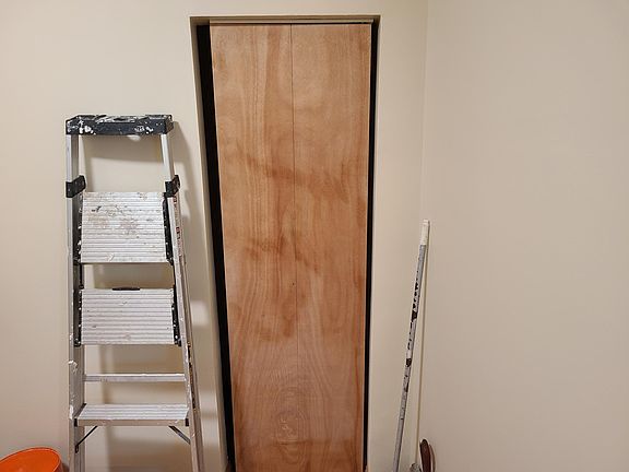 5th image of 2831 W Fullerton Ave APT 1