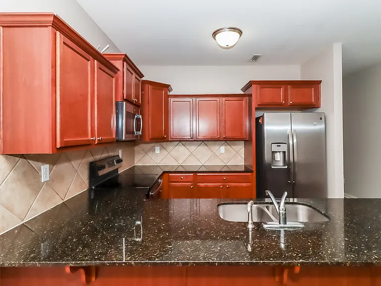 2708 Bramble Ridge Ct — Photo 9