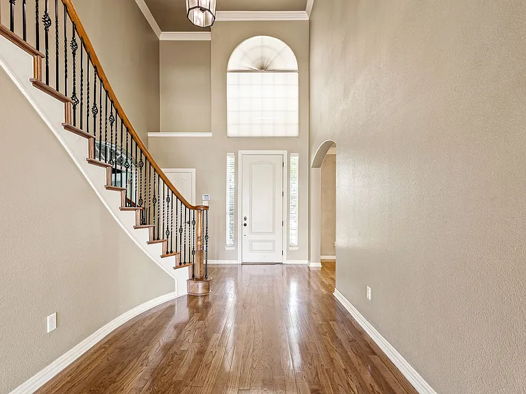 3316 Lexington Ave — Photo 19