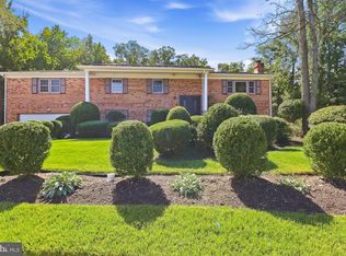 320 Baron Ct, Fort Washington, MD 20744