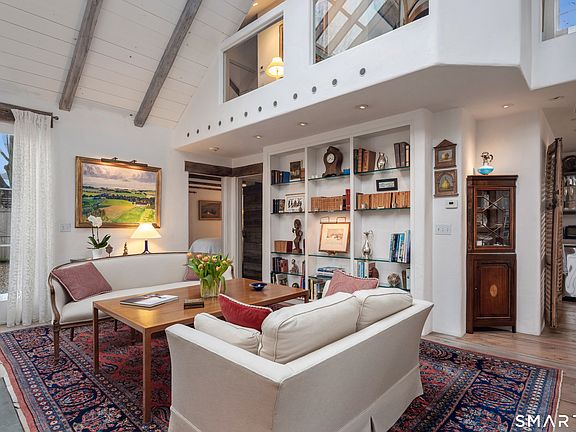 3rd image of 1 McKinley Street