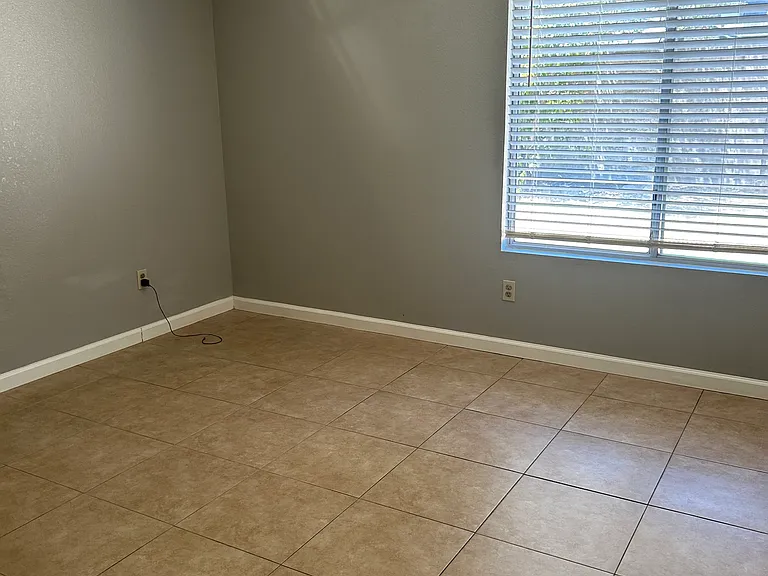 661 Waddell Way — Photo 10
