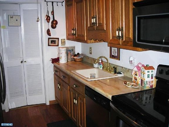 3rd image of 27302 Valley Run Dr