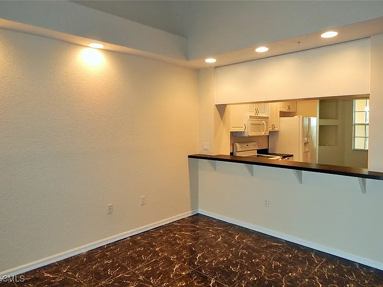 1113 Van Loon Commons Cir #304 — Photo 6