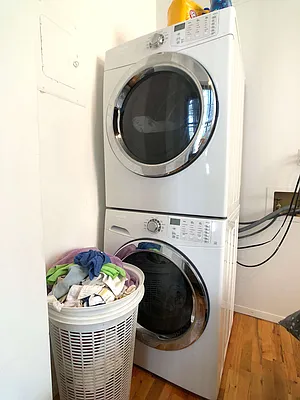 Rented by True Lofts New York LLC | media 12