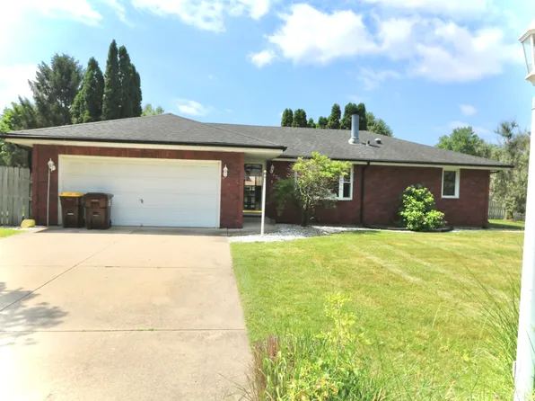 6300 Weathervane Ln, Machesney Park, IL 61115