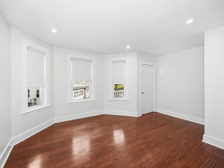 117 Quincy St #2 — Photo 8