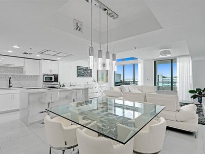 7928 East Dr APT 1803, North Bay Village, FL, 33141