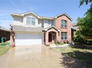 10716 Highland Ridge Rd, Fort Worth, TX 76108