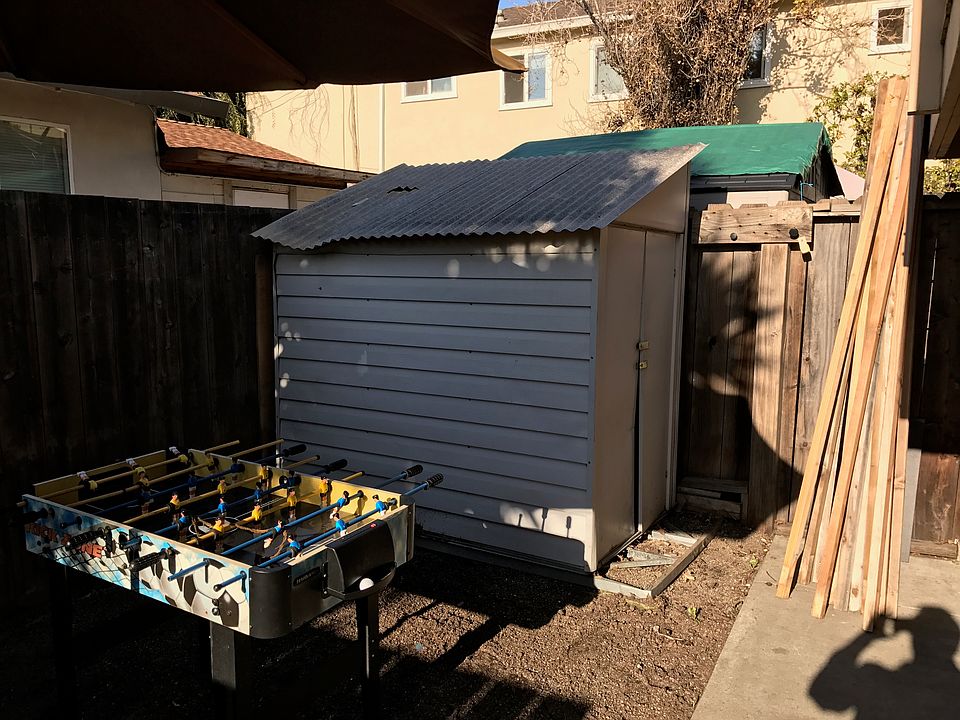 1st image of 915 Stambaugh St APT C