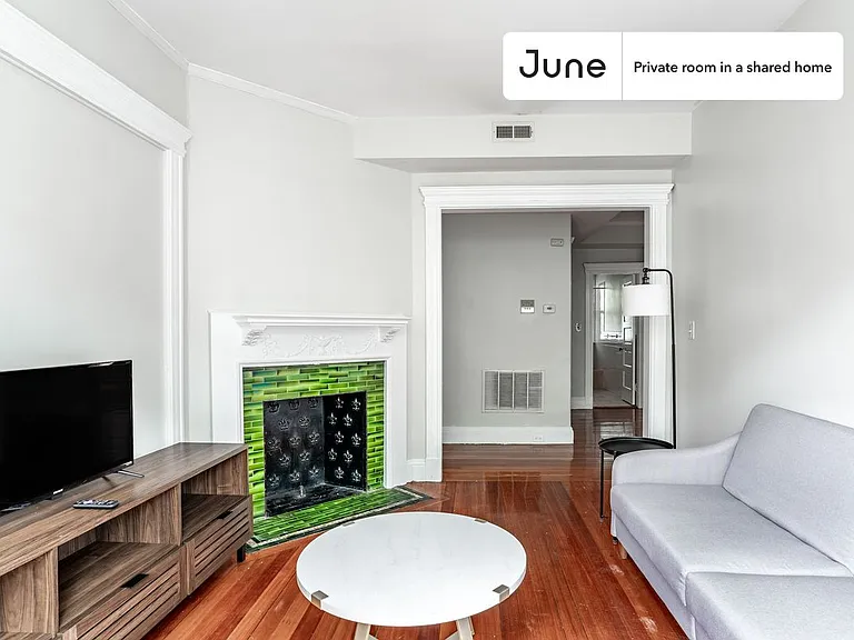 10 Strathmore Rd #A — Photo 13