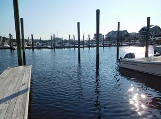 10 Transom Row #10, Southport, NC 28461