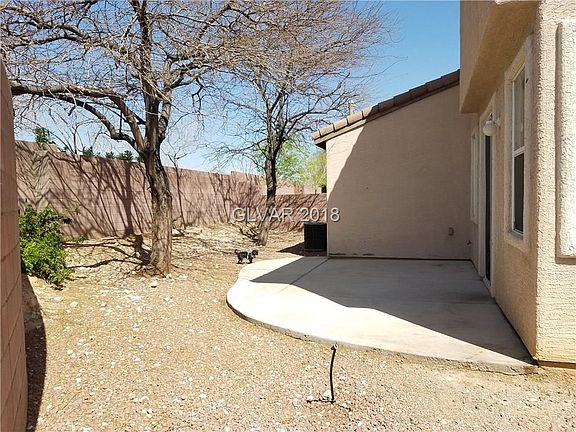 4th image of 10393 Bayhead Beach Ave
