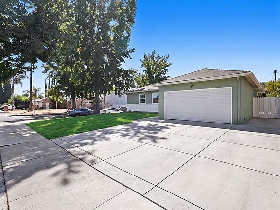 4th image of 20600 Valerio St