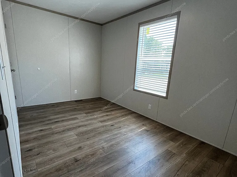 7216 Leaf Cir #123 — Photo 8
