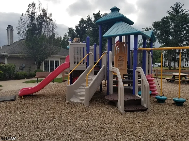 3207 French Dr — Photo 19