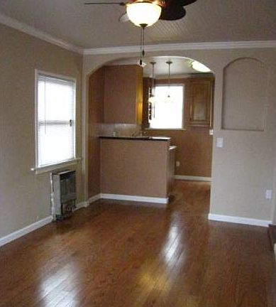 Living Room To Kitchen