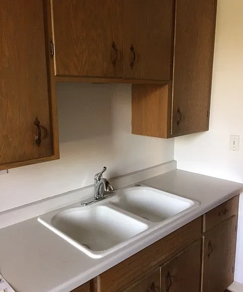 One Richfield, LLC — Photo 3