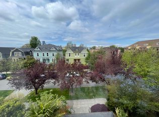 924 17th Ave, Seattle, WA 98122