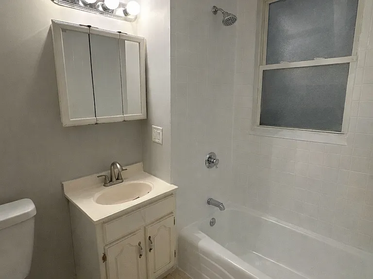 39 Forest St #2 — Photo 7