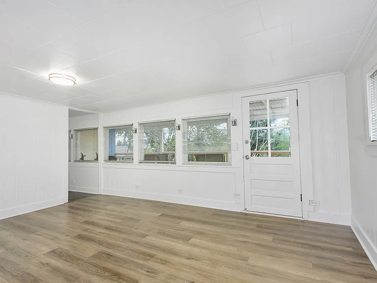 2125 S Adams St — Photo 8
