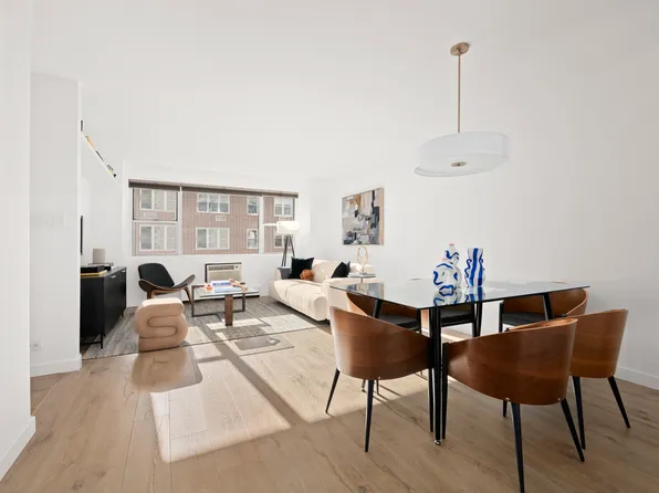 79 West 12th Street image 1 of 14