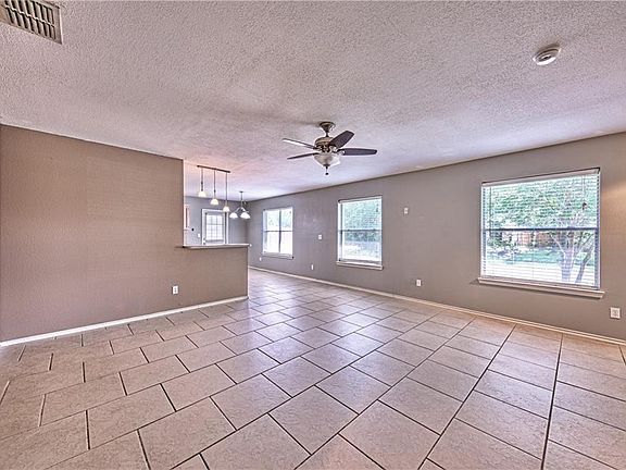 5th image of 7946 Wolf Dr
