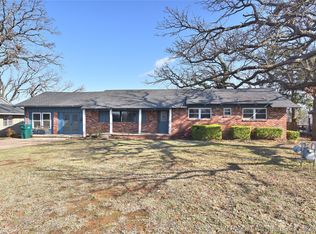 105 E Saddle Rock Rd, Sand Springs, OK 74063