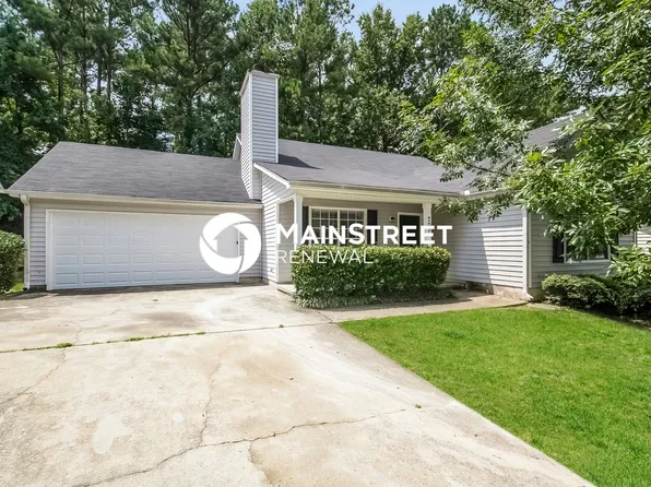 703 Hynds Springs Dr, Jonesboro, GA 30238