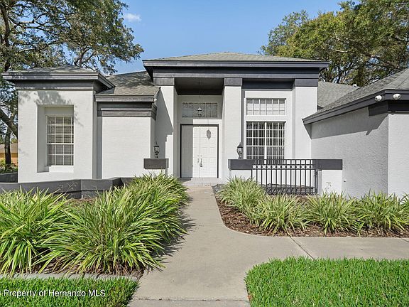 5th image of 18718 Winding Oaks Blvd