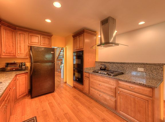 4th image of 26636 S Greenwood Ave