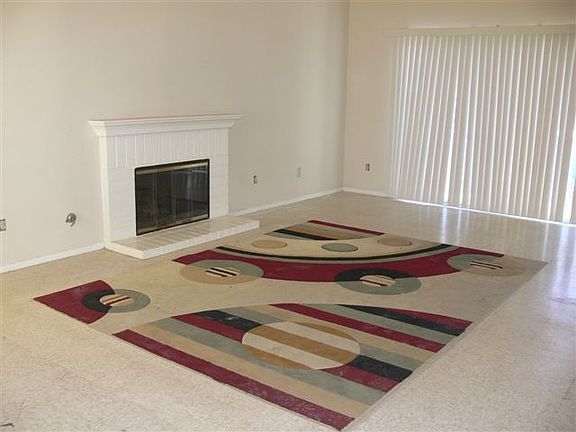 3rd image of 20097 Swallow Hill Cir