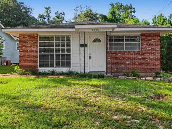 1285 Kensington Dr, Biloxi, MS 39530